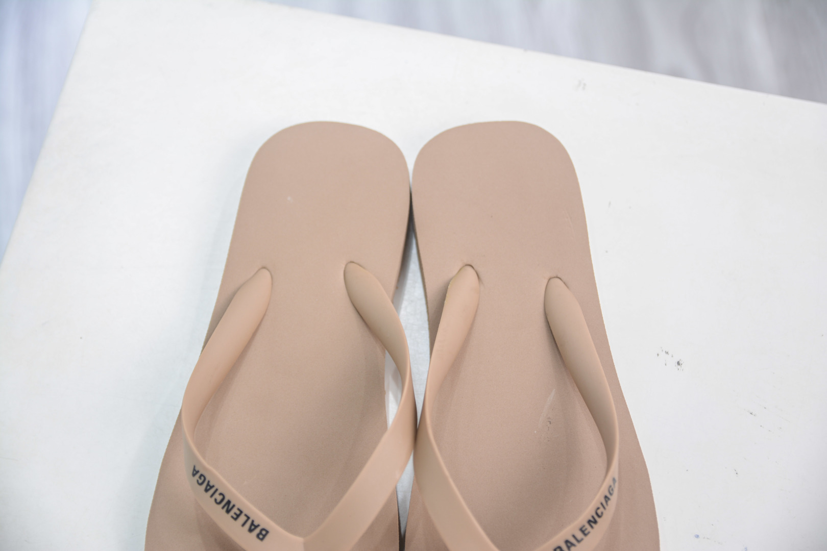 Balenciaga Track Sneaker Recy Cled 巴黎世家夏季人字休闲拖 812925 W1TAB 9710