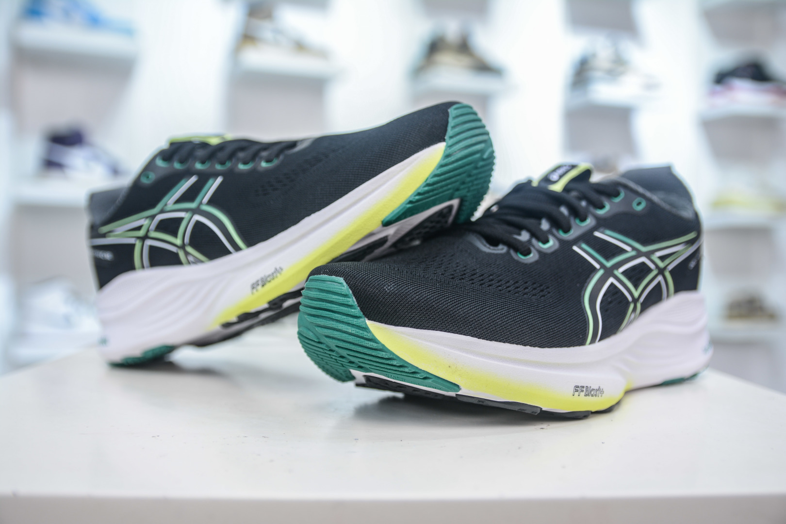 Asics Gel-Kayano 32 Running Shoes - Stability, Cushioning, and Breathable Design 4 cmp i1754146334195 249 0 3