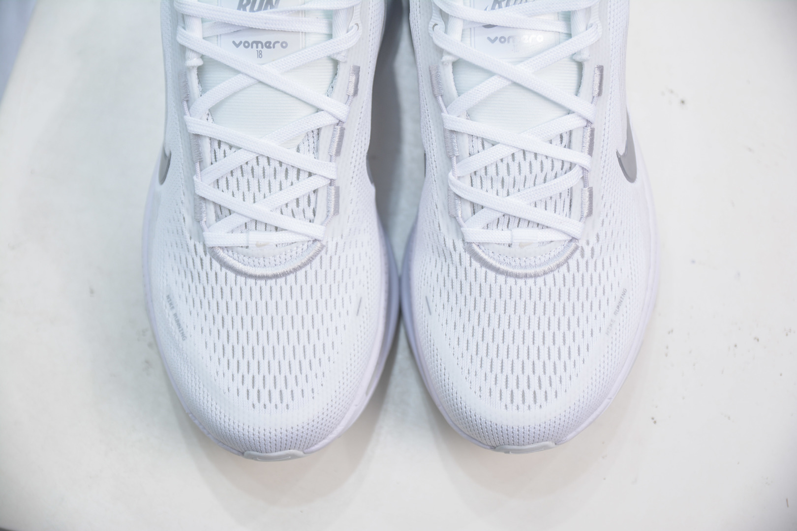 Nike Air Zoom Vomero 18 White Running Shoes - Lightweight & Comfortable 10 cmp i1754146392039 8697 0 8