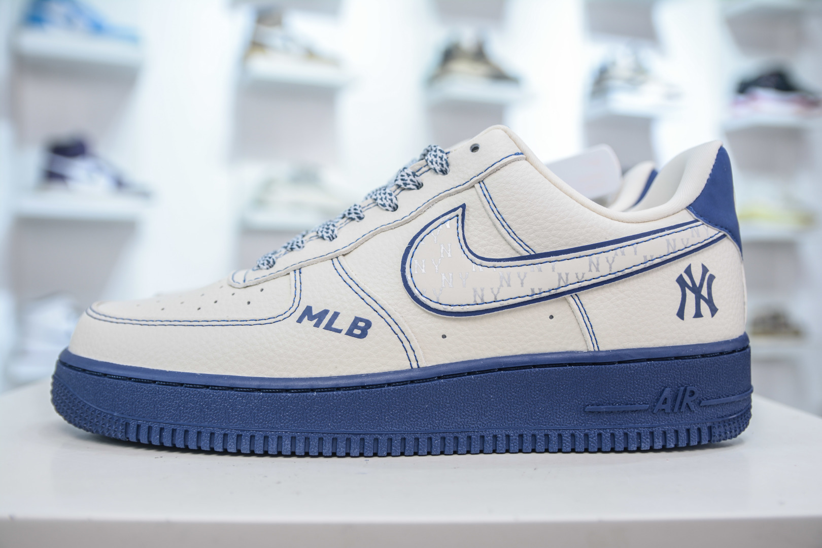 Nike Air Force 1 Low '07 MLB Yankees Edition - Creamy White and Navy Blue 2 cmp i1754146736411 217 0 0