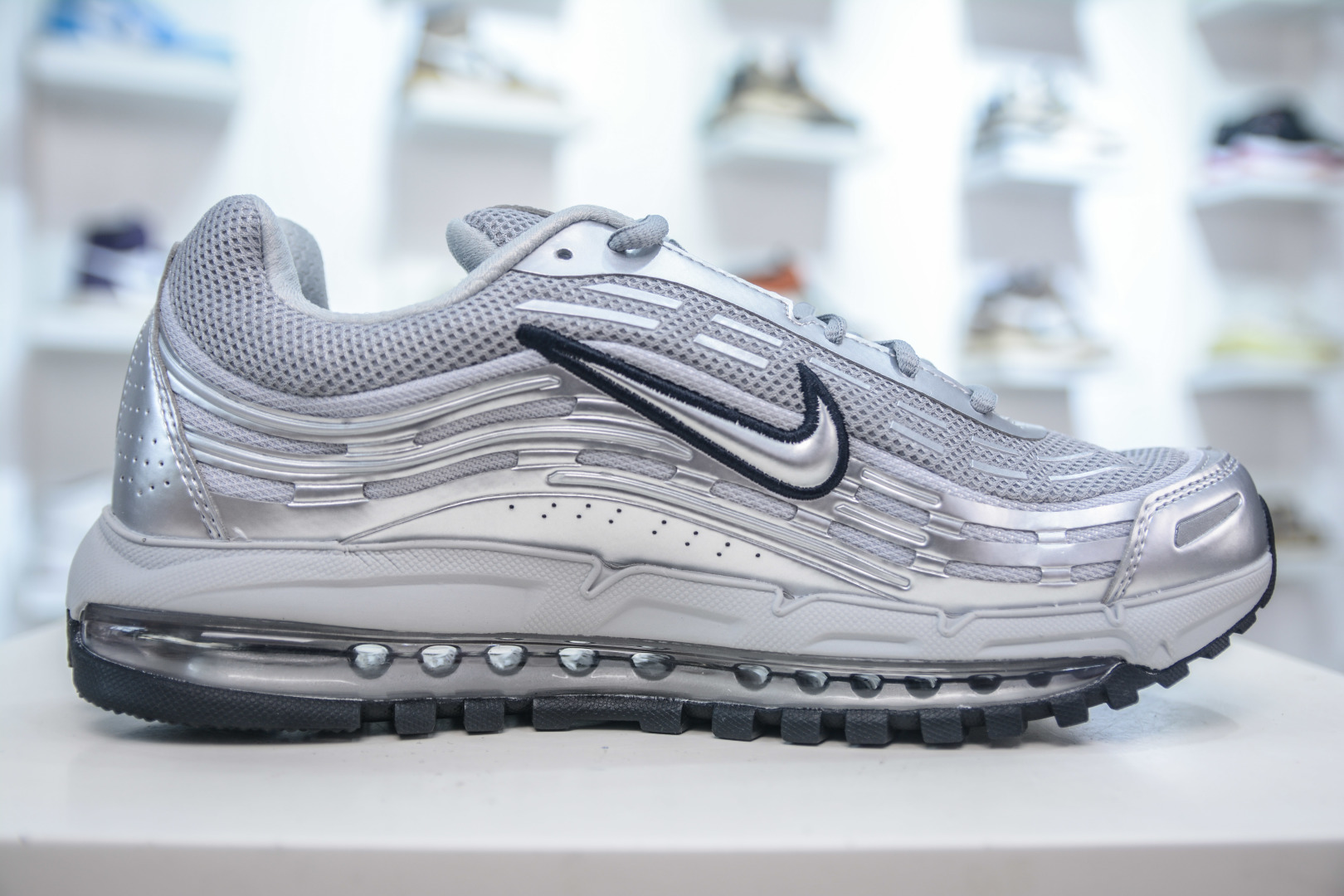 Comme des Garçons Homme Plus x Nike Air Max TL 2.5 Silver Running Shoes 3 cmp i1754146856981 1559 0 2