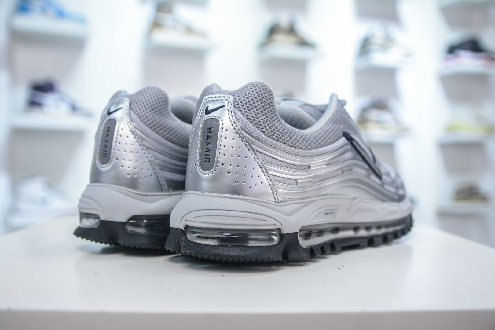Comme des Garçons Homme Plus x Nike Air Max TL 2.5 Silver Running Shoes 6 cmp i1754146856982 8375 0 5