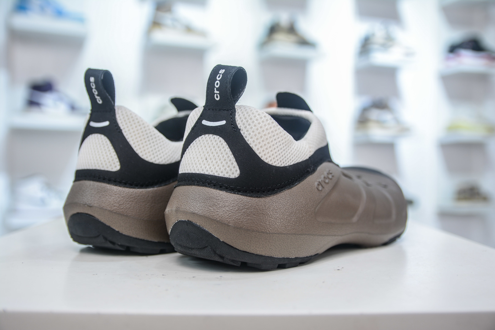 Crocs Quick Trail Clog: Lightweight, Comfortable, and Quick-Drying Sandal 7 cmp i1754235979081 666 0 5