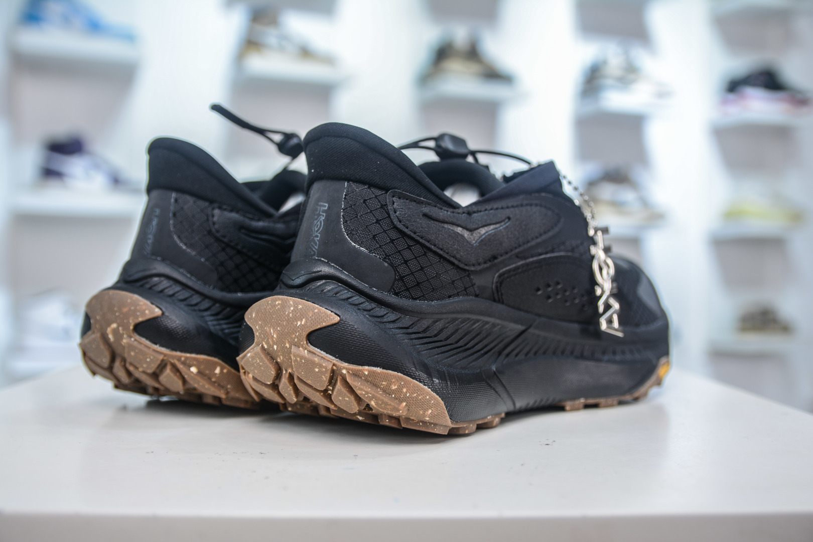 Hoka One One U Project Transport Low-Top Professional Off-Road Running Shoes 7 cmp i1754236295137 2300 0 5