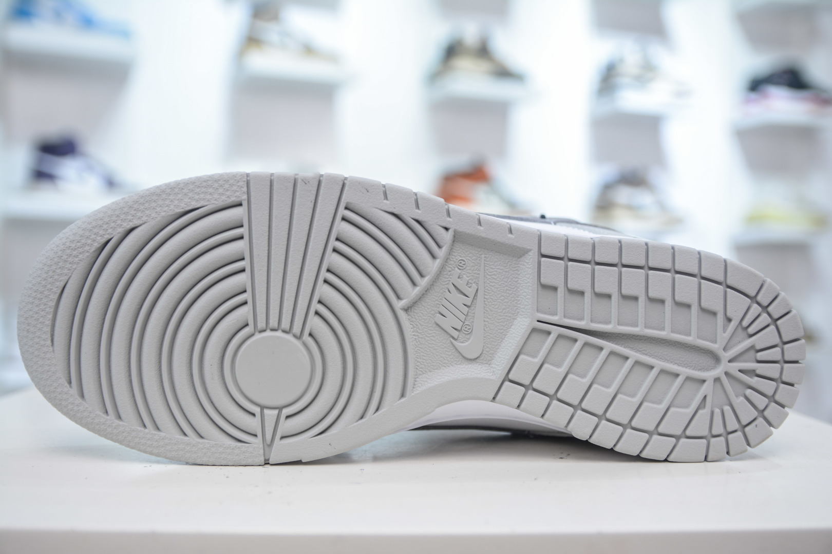 Nike SB Dunk Low White Grey, Premium Leather, Superior Comfort, DD1391-103 5 cmp i1754236638526 8330 0 4