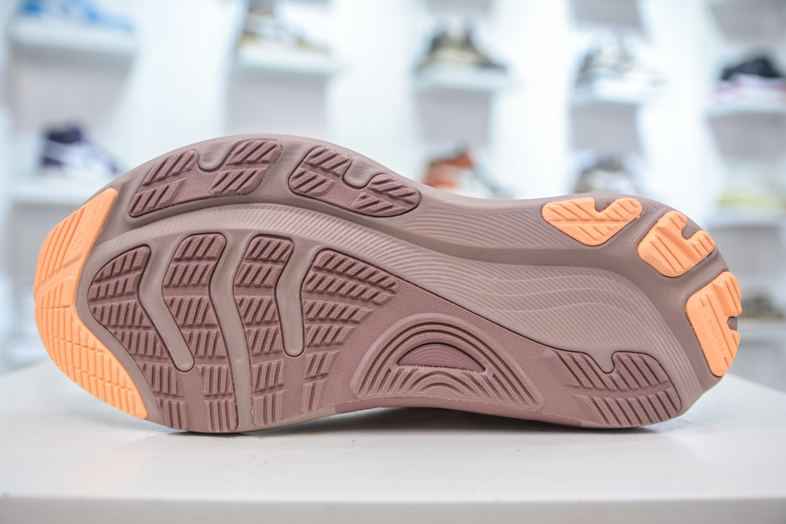 AsicsGel-Kayano 32 亚瑟士运动休闲透气专业跑鞋 1012B838-101