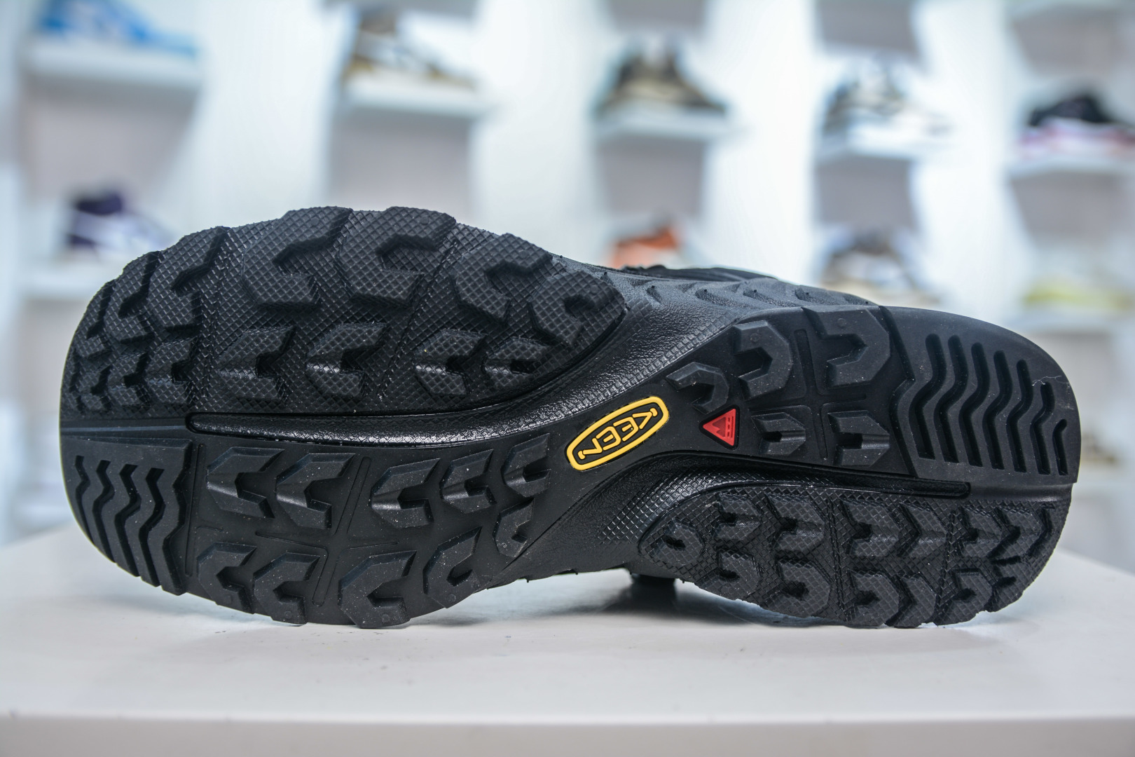 Keen Nxis Evo Low Hiking Shoes - Comfortable, Slip-Resistant, and Durable 6 cmp i1754237116088 9210 0 4
