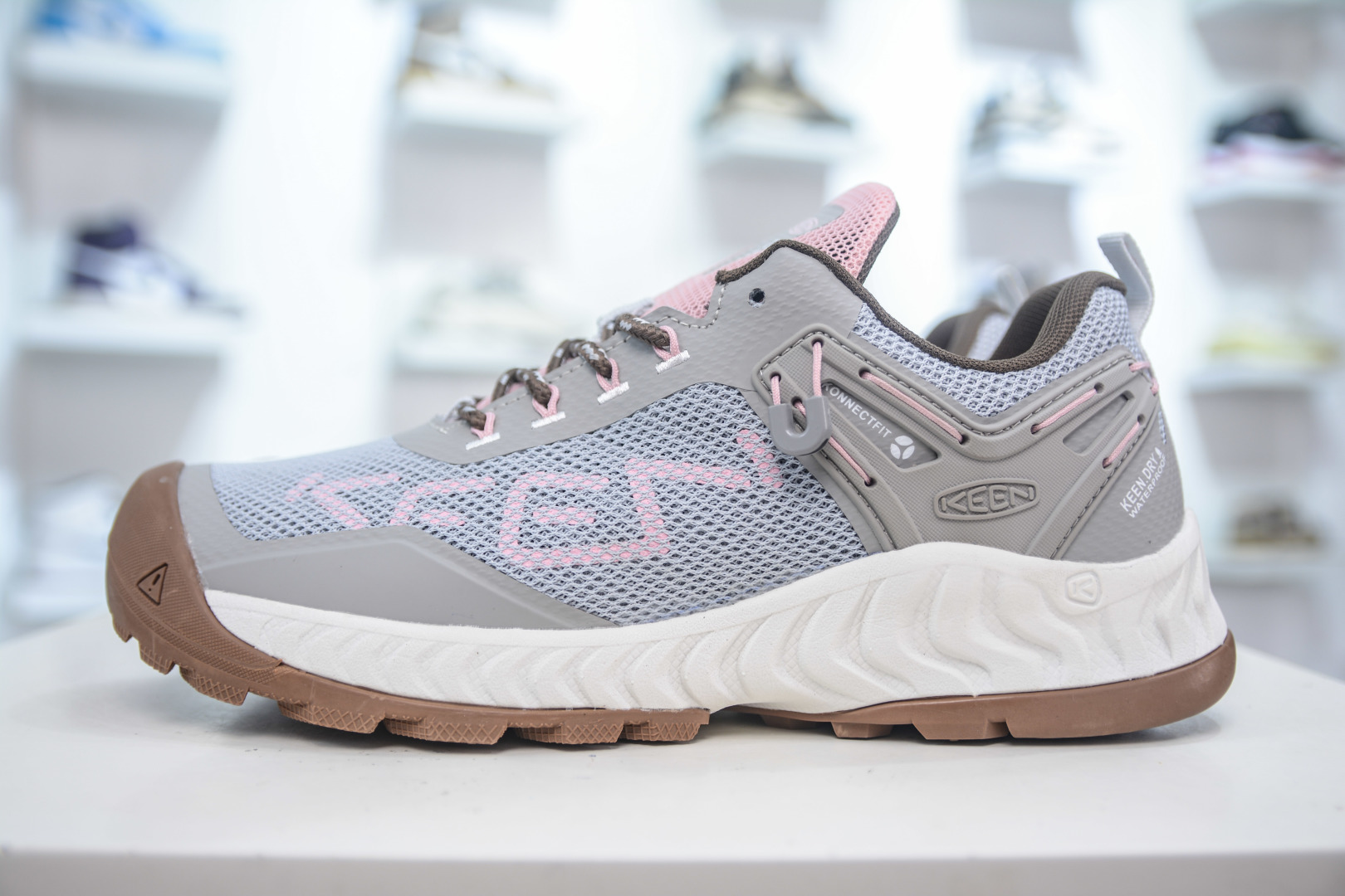 Keen Nxis Evo LOW Hiking Shoes - Comfortable, Slip-Resistant, and Durable 1 cmp i1754237200624 9773 0 0