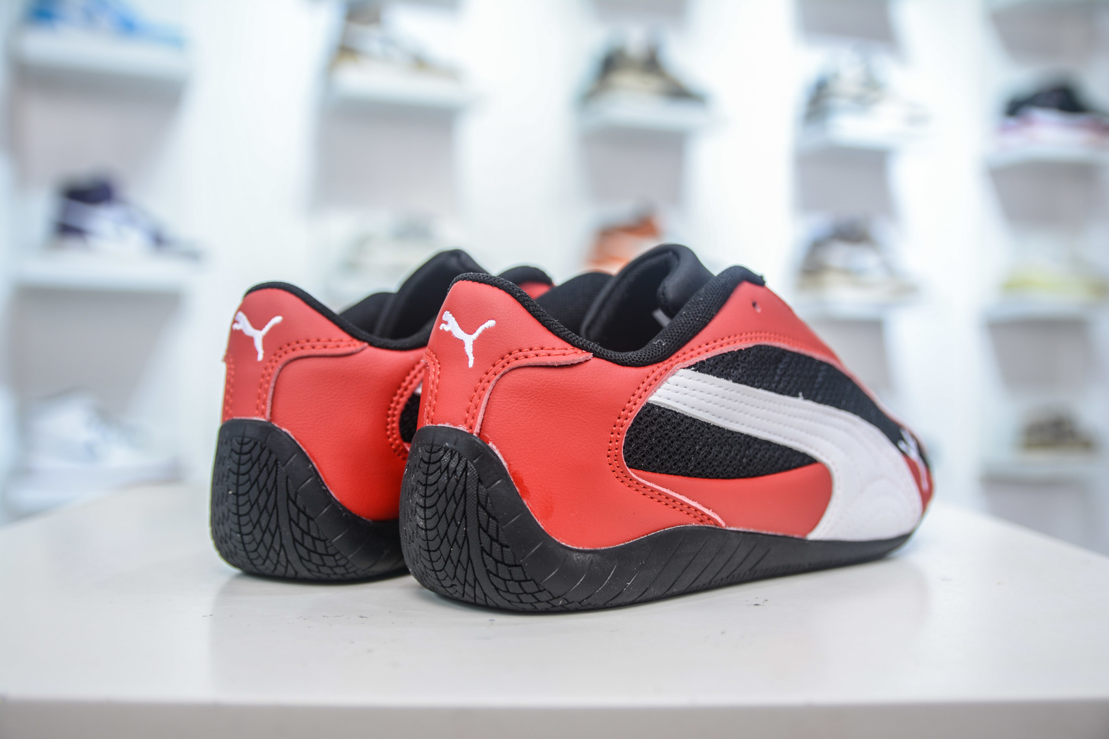 Puma Roma M Motorsport: Retro-Style Low-Profile Sneaker in Black and Red 7 cmp i1754237410128 2646 0 5