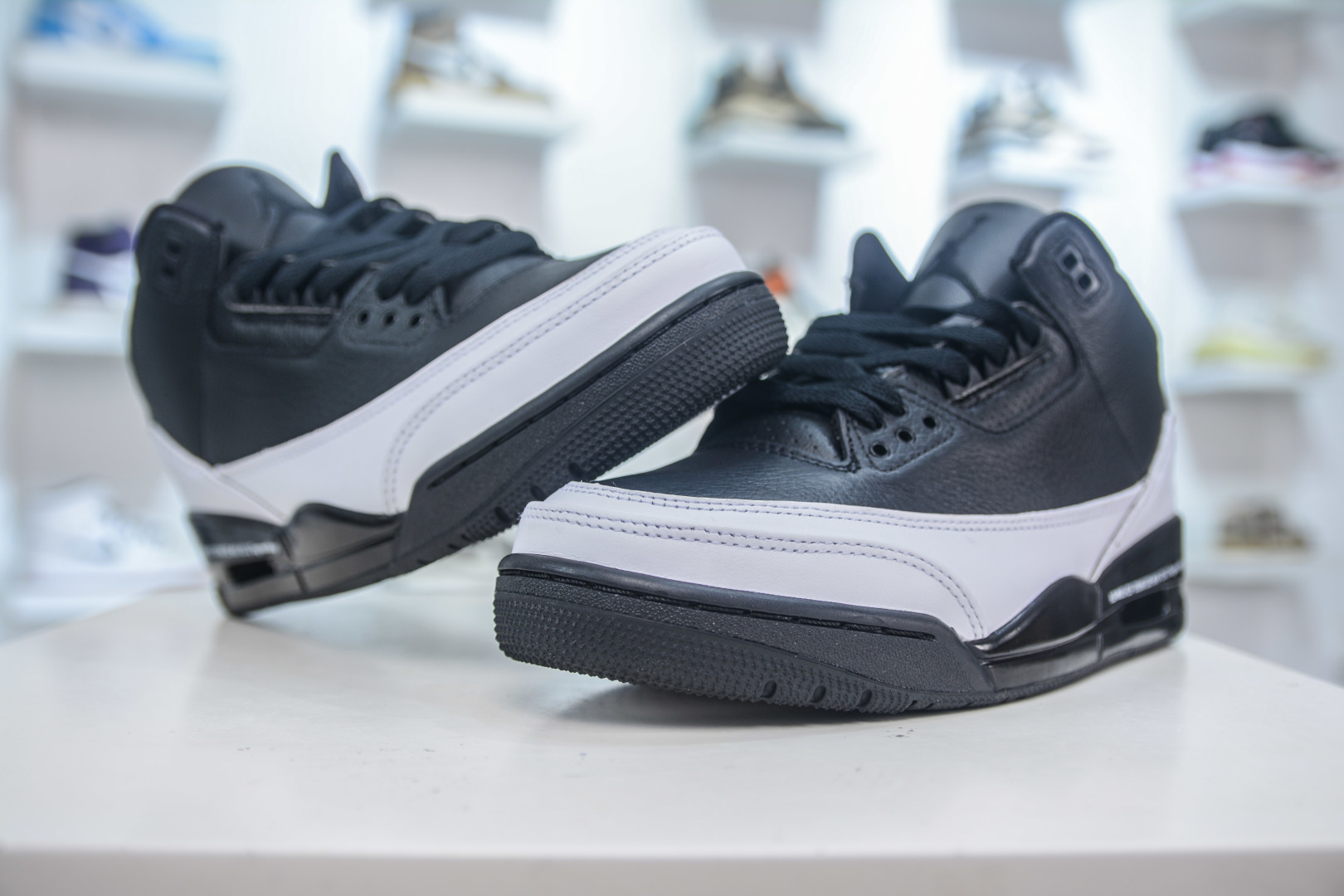 Air Jordan 3 Retro Fragment Design Black White Sneakers DA3595-001 4 cmp i1754237746572 5799 0 3