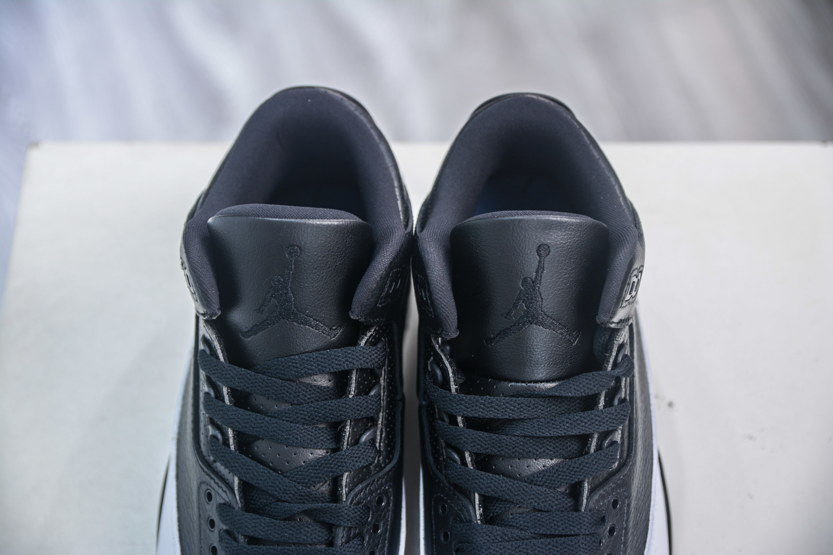 Air Jordan 3 Retro Fragment Design Black White Sneakers DA3595-001 8 cmp i1754237746647 9957 0 7