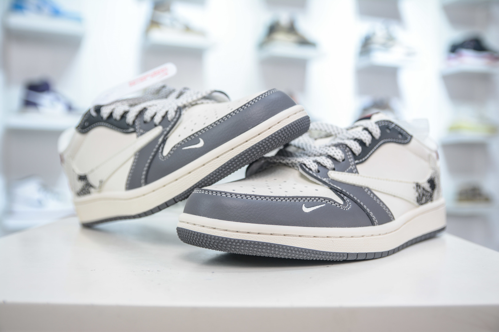 Travis Scott x Air Jordan 1 Low White Grey Red Custom Sneakers 5 cmp i1754319220906 6058 0 3