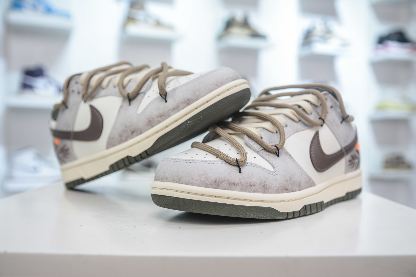 Nike Dunk Low 'Feather' Brown White: Earthy Tones Meet Urban Style 5 cmp i1754319350205 3868 0 3