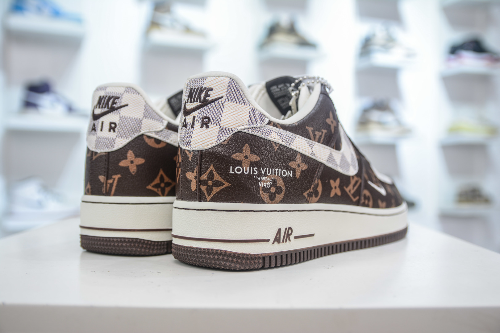 Nike Air Force 1 Low x Louis Vuitton Brown Monogram Sneakers 6 cmp i1754319489929 2086 0 5