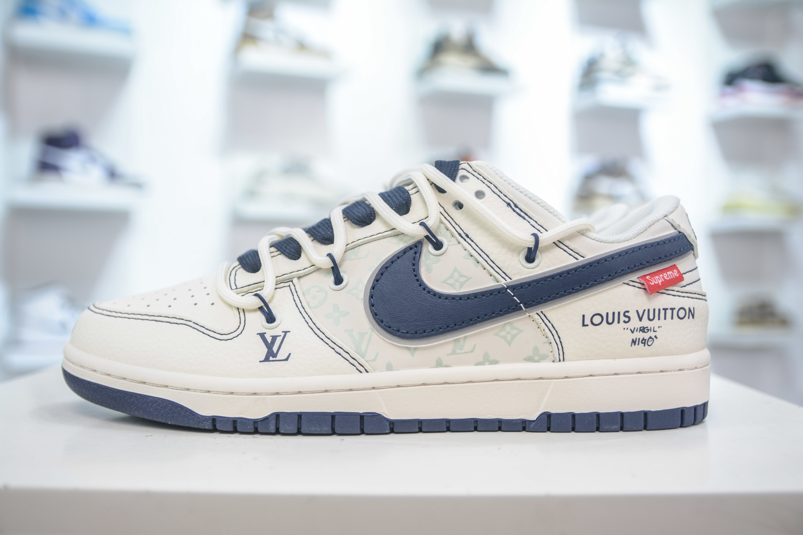 Nike SB Dunk Low x Louis Vuitton White Deep Blue Sneakers 1 cmp i1754319540588 9411 0 0