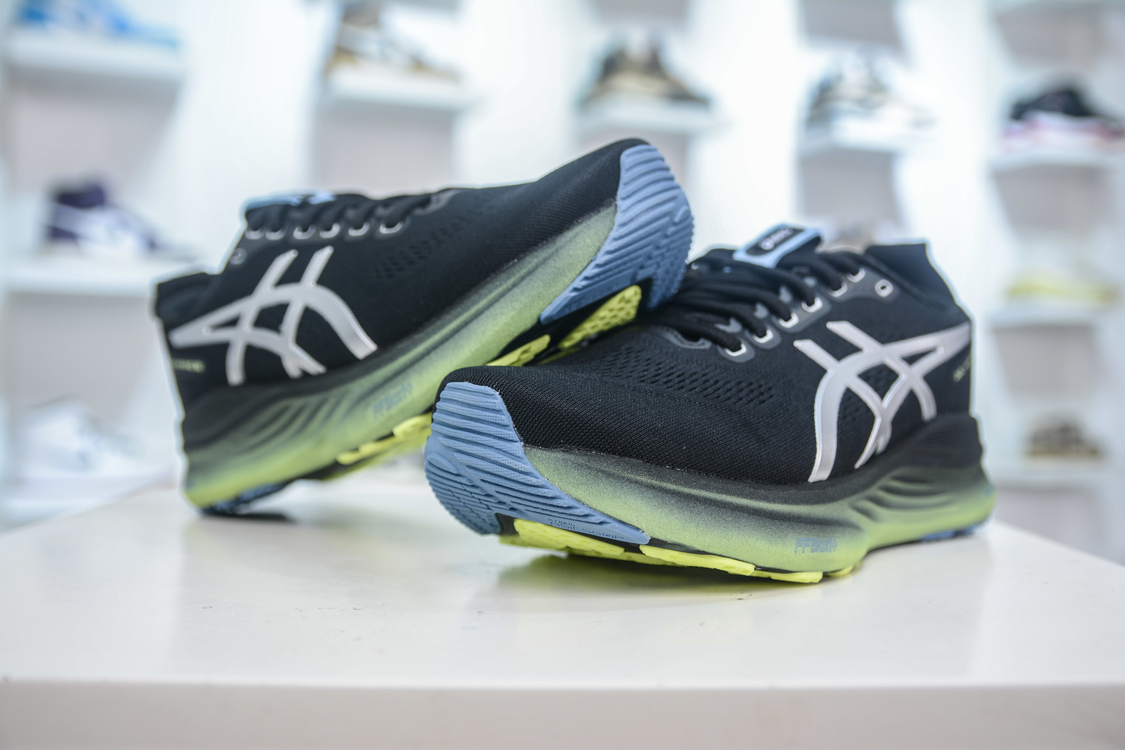 Asics Gel-Kayano 32 Running Shoes - Stability, Cushioning, and Breathable Comfort 4 cmp i1754319601598 1254 0 3