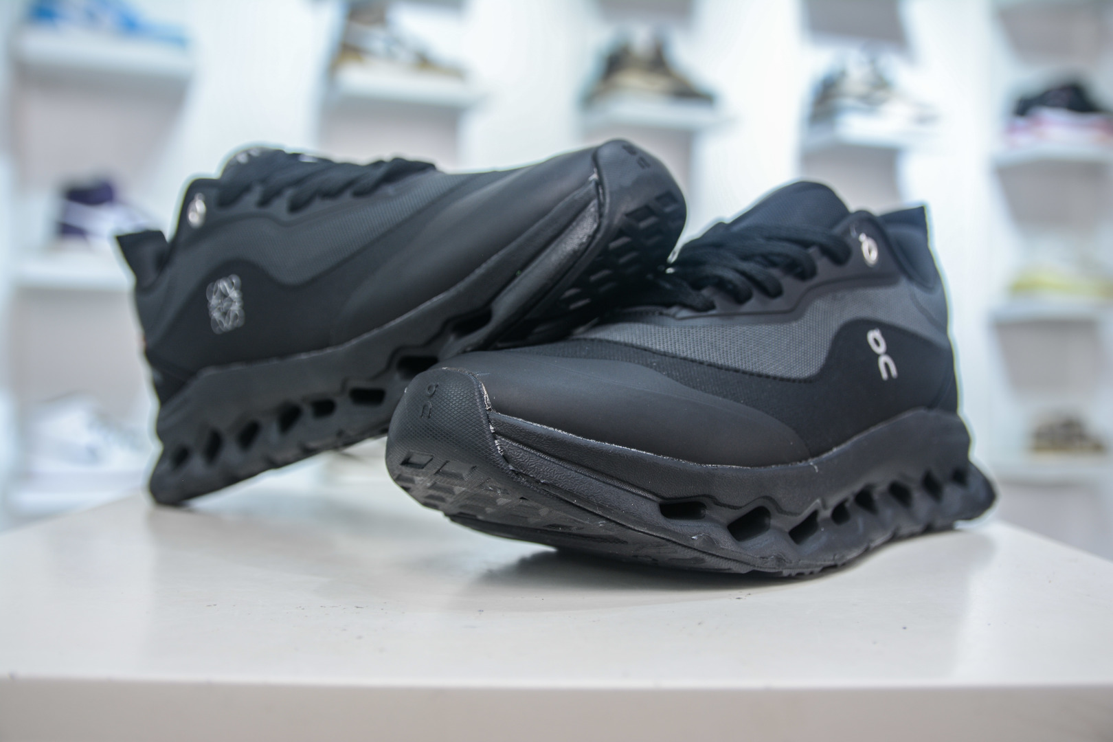 On Running Cloudtilt 2.0 Black Outdoor Street Style Sneakers 5 cmp i1754319809173 8423 0 3