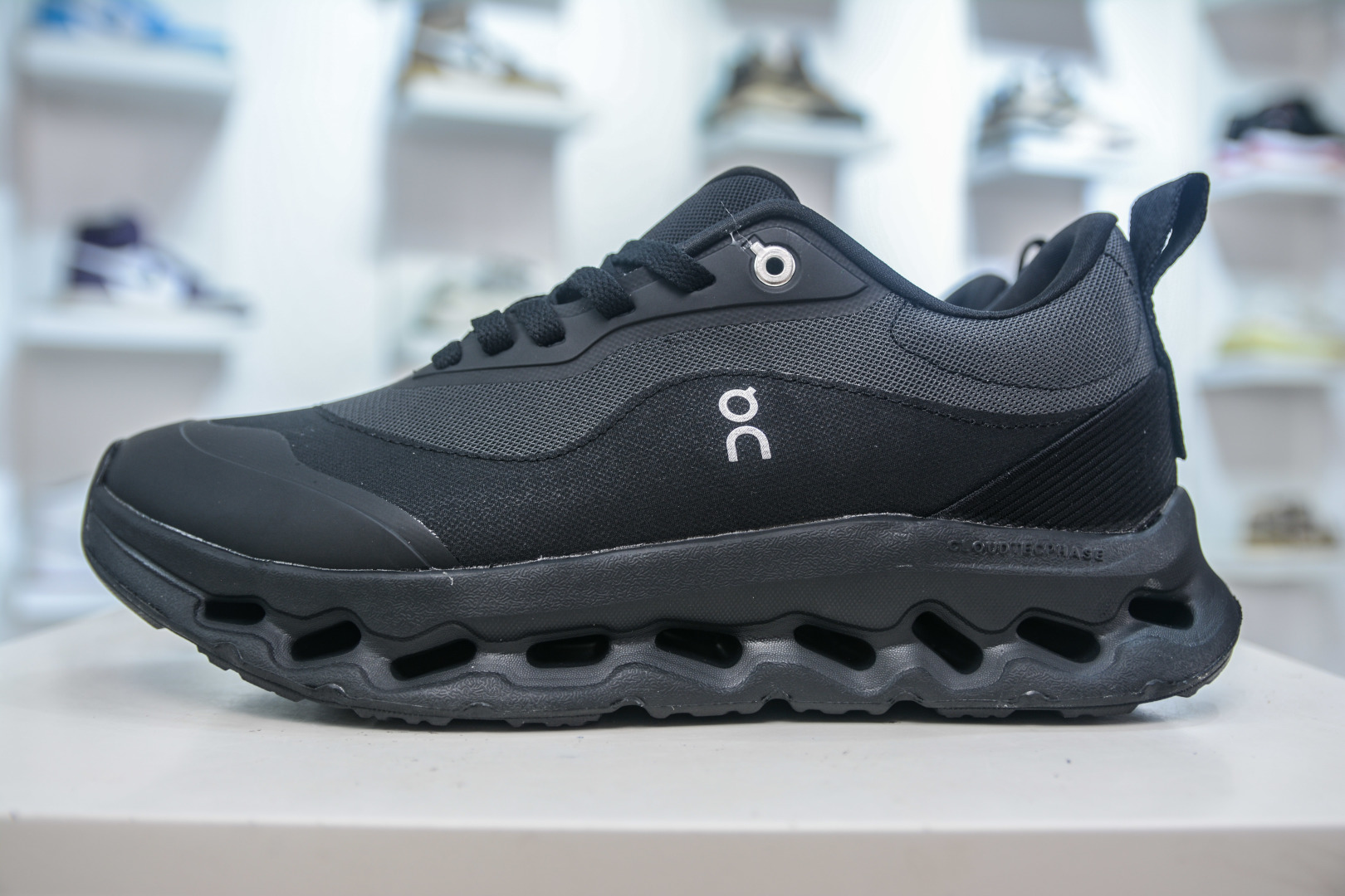 On Running Cloudtilt 2.0 Black Outdoor Street Style Sneakers 2 cmp i1754319810431 6701 0 0