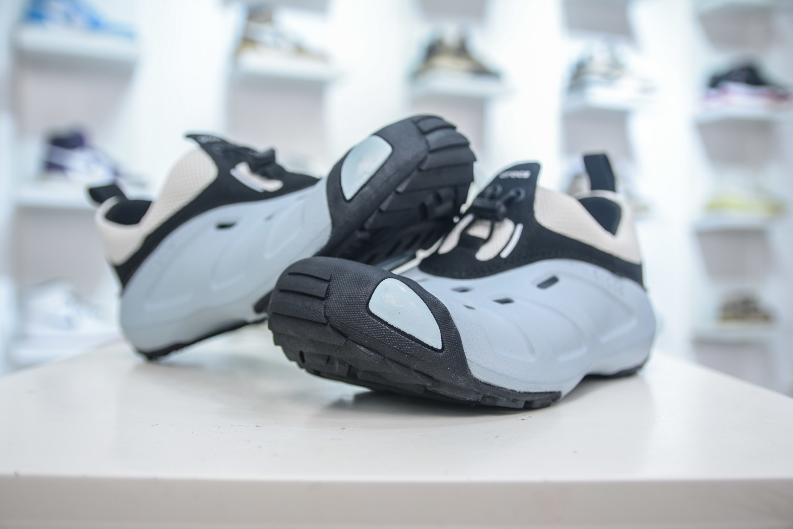 Crocs Quick Trail Clog: Lightweight, Comfortable & Breathable Outdoor Sandal 4 cmp i1754319933669 6579 0 3