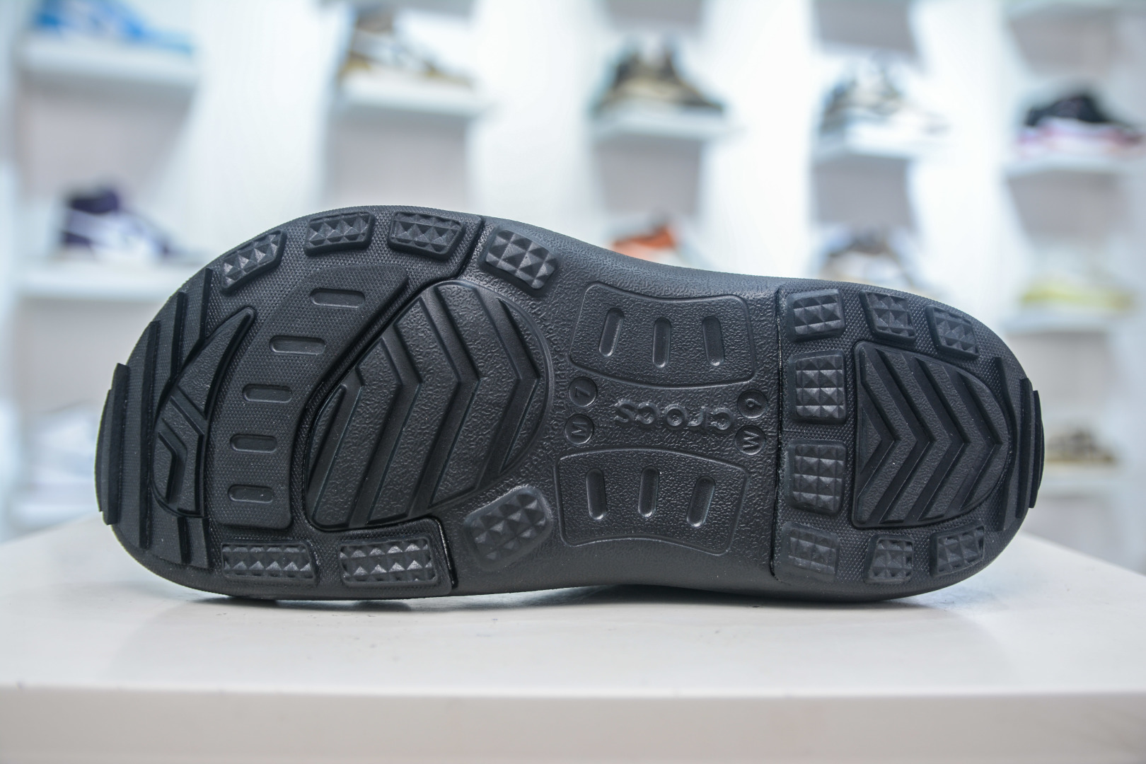 Crocs Quick Trail Clogs: Lightweight, Comfortable, and Quick-Drying Sandals 5 cmp i1754319975749 3838 0 4