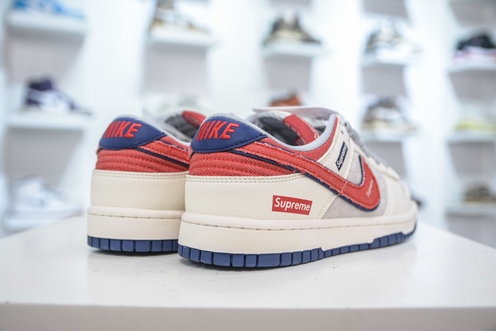 Nike SB Dunk Low x Supreme White/Coastal Blue/Varsity Red Sneakers 6 cmp i1754320025925 2136 0 5