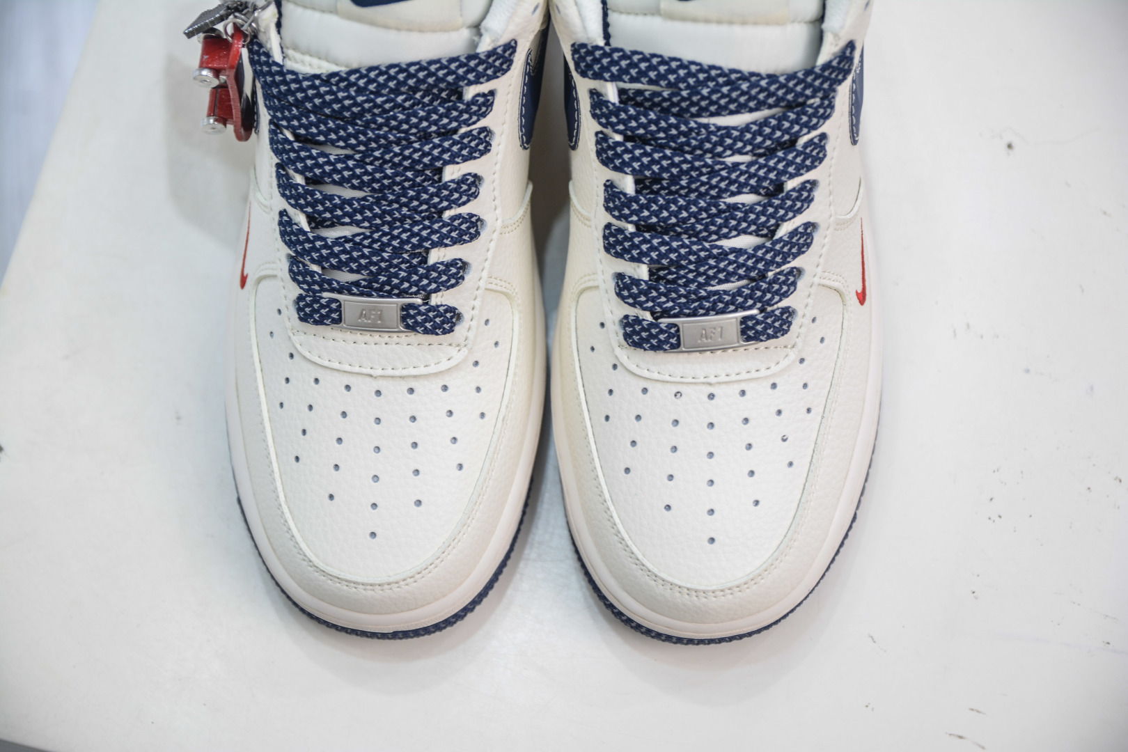 Supreme x Nike Air Force 1 Low White Blue Collaboration Shoes (Sizes 36-45) 10 cmp i1755306805840 8772 0 8