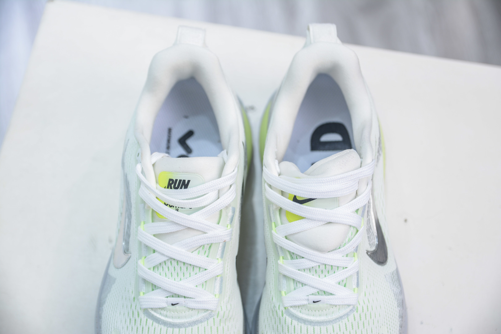 Nike Air Zoom Vomero 18: Comfortable & Breathable Running Shoes for Everyday 8 cmp i1755307246314 6867 0 7