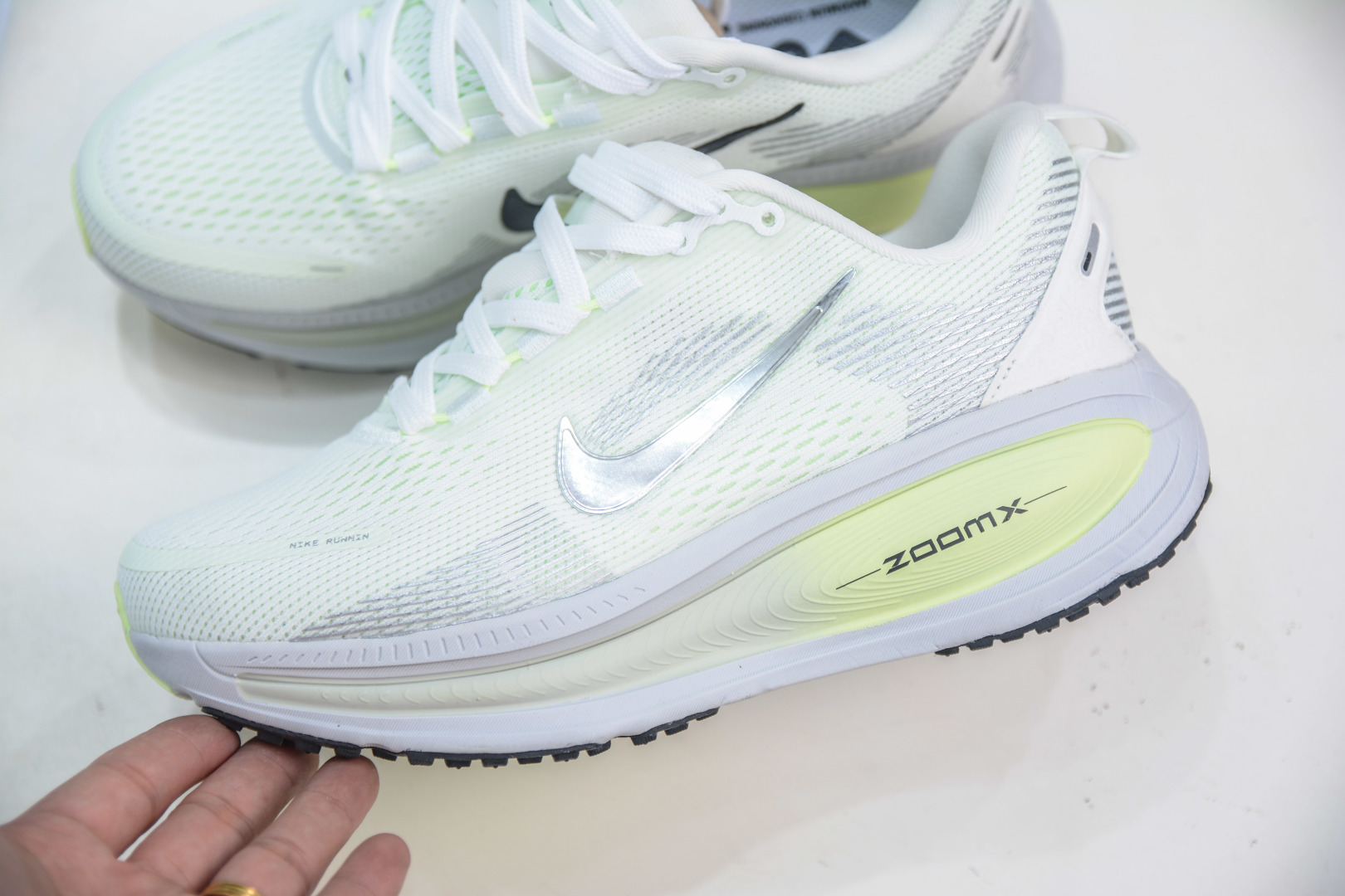Nike Air Zoom Vomero 18: Comfortable & Breathable Running Shoes for Everyday 7 cmp i1755307247298 9886 0 6
