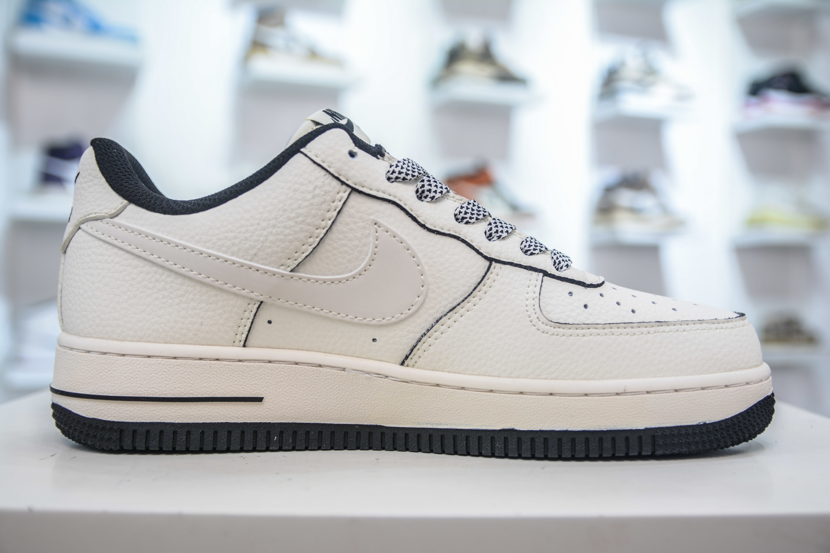 The North Face x Nike Air Force 1 White Black Grid Shoes JP8028-007 3 cmp i1755363939238 7311 0 2