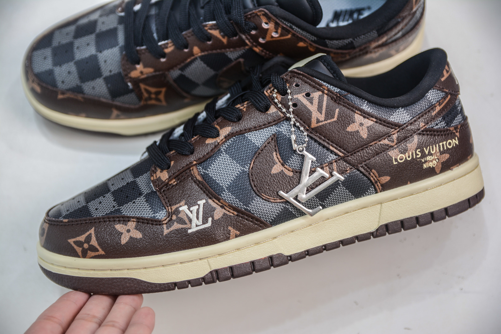 Nike SB Dunk Low x Louis Vuitton Collab - Gray/Coffee Designer Sneakers 8 cmp i1755364576190 5387 0 6