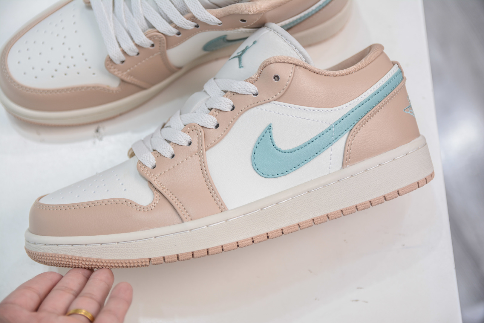 Air Jordan 1 Low 'Light Orewood Brown/Mint Foam' Casual Shoes - Size 36-46 8 cmp i1755364686101 9301 0 6