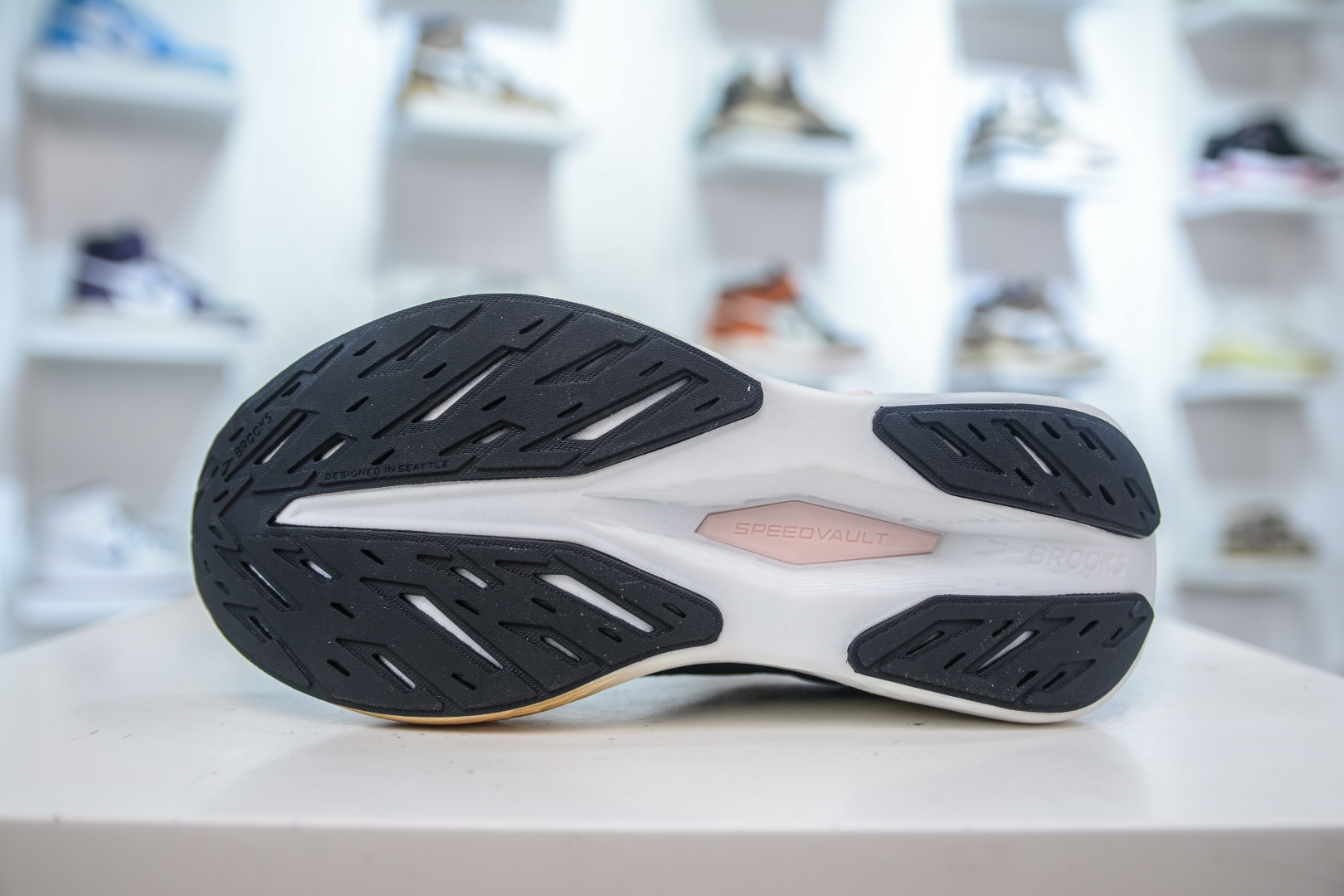 Brooks Hyperion Max 2 Running Shoes - Lightweight, Breathable, and Cushioned 5 cmp i1755364857782 3514 0 4