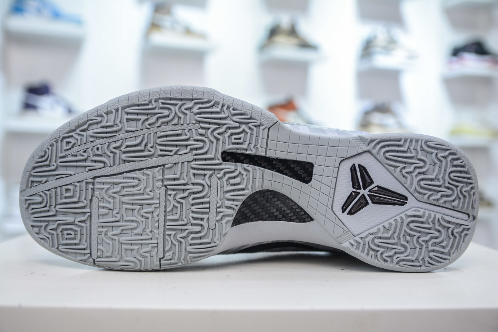 Nike Kobe 5 Protro "Zebra" Basketball Shoes - White/Grey, Player Edition 6 cmp i1755365045833 9535 0 4