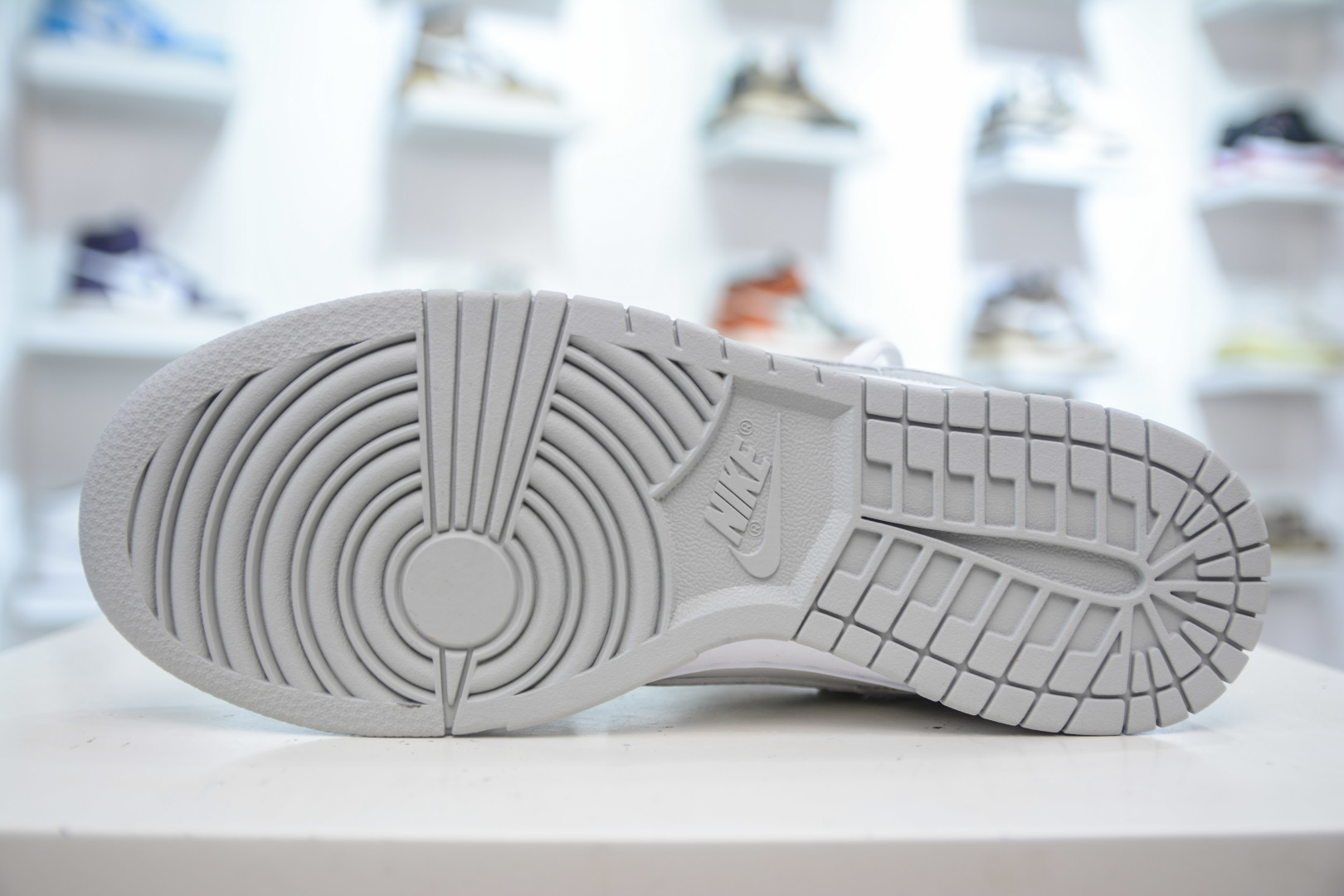 Nike SB Dunk Low Grey & White: Premium Comfort & Style, Various Sizes 6 cmp i1755447938108 7925 0 4