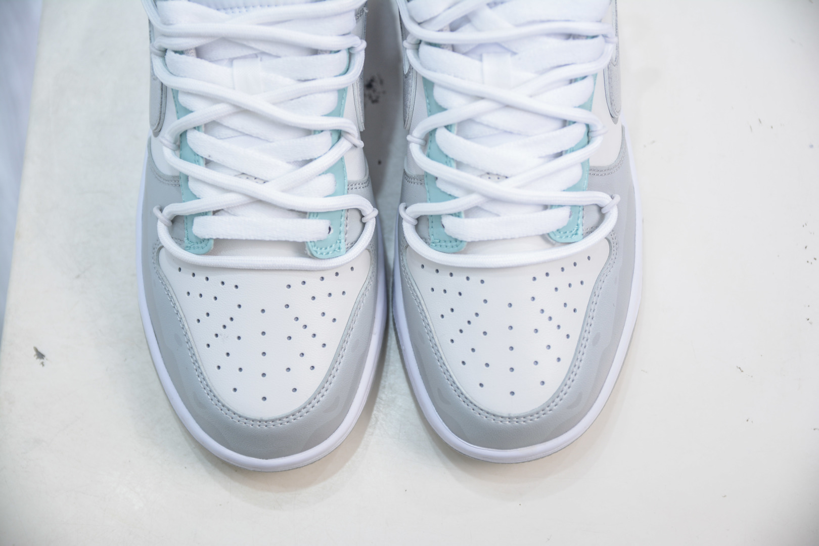 Nike SB Dunk Low Grey & White: Premium Comfort & Style, Various Sizes 10 cmp i1755447938110 9070 0 8