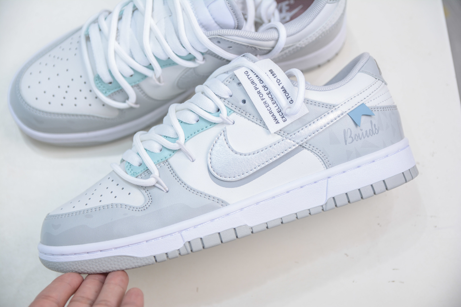 Nike SB Dunk Low Grey & White: Premium Comfort & Style, Various Sizes 8 cmp i1755447938987 5900 0 6