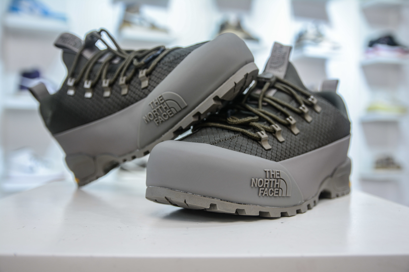 The North Face Men's Vectiv Exploris Futurelight Hiking Shoes 5 cmp i1755448057622 4873 0 3