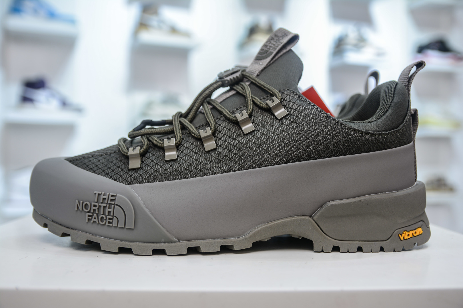The North Face Men's Vectiv Exploris Futurelight Hiking Shoes 2 cmp i1755448059148 4555 0 0