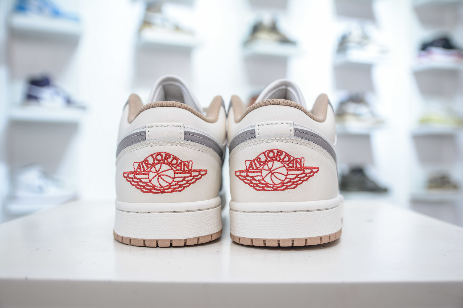 DT纯原 Air Jordan AJ1 Low 低帮 米灰 553558-169