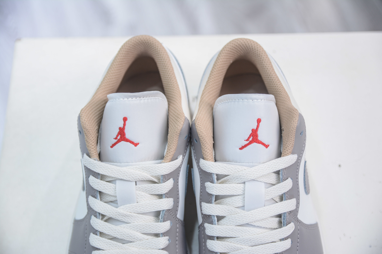 DT纯原 Air Jordan AJ1 Low 低帮 米灰 553558-169