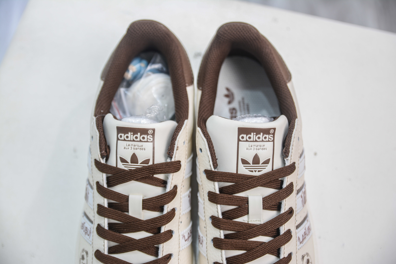 AD Originals Superstar x LABUBU 经典复古贝壳头板鞋 DS0028