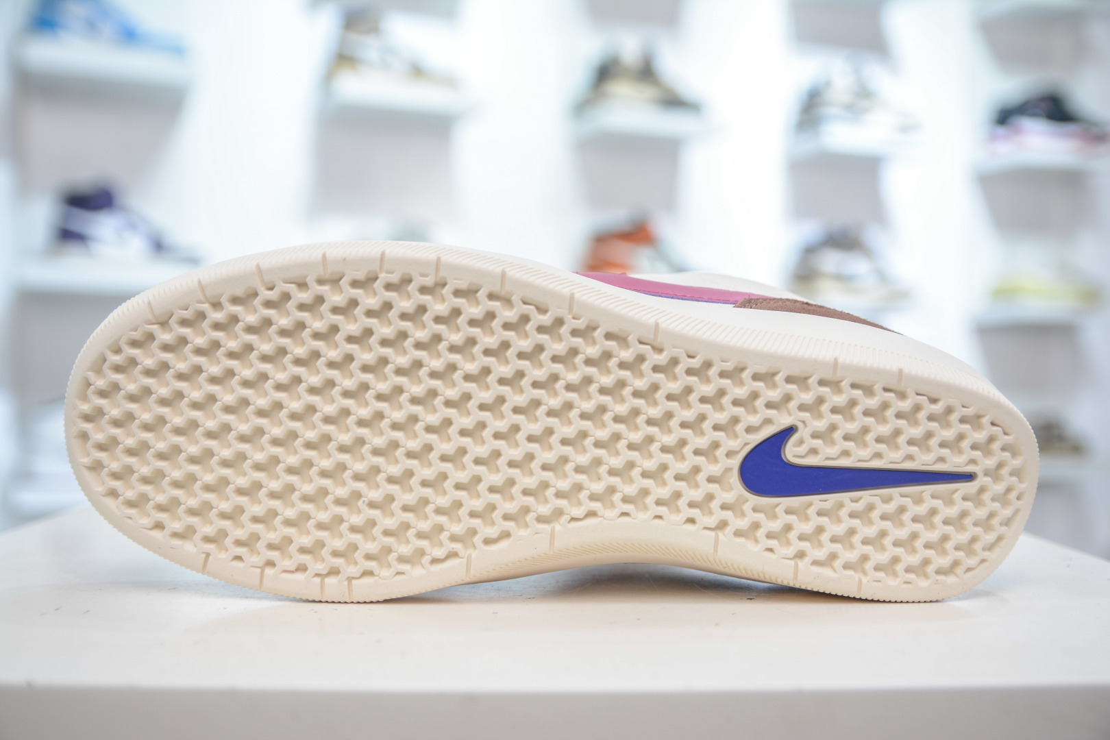 Nike SB Force 58 Low-Top Skate Shoes - Retro Style, Durable & Flexible 6 cmp i1755536127367 4544 0 4