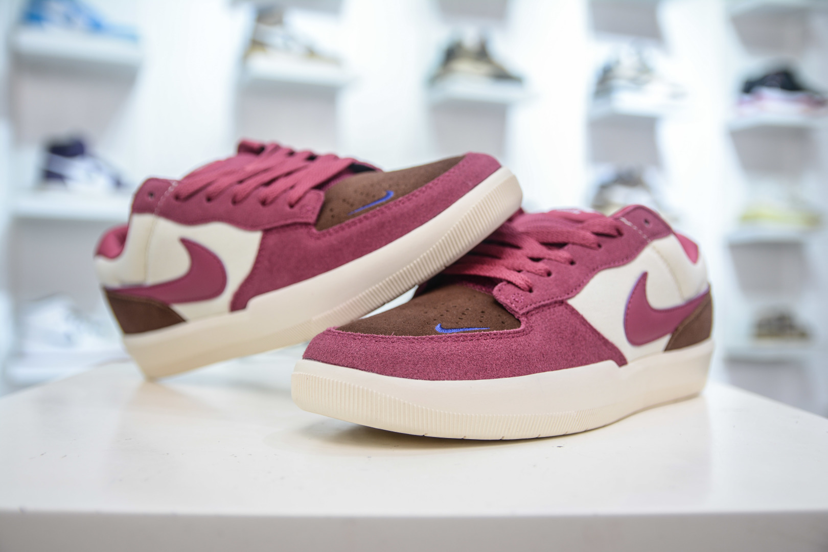 Nike SB Force 58 Low-Top Skate Shoes - Retro Style, Durable & Flexible 5 cmp i1755536127367 6835 0 3