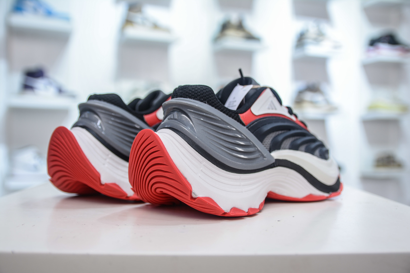 Adidas XLG MTW: Retro-Modern Design, Breathable Mesh, & Superior Cushioning Shoes 6 cmp i1755536204882 4371 0 5