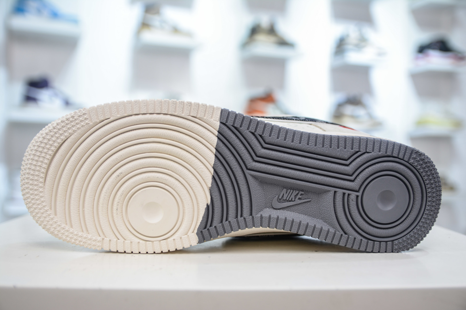 Nike Air Force 1 Low x Louis Vuitton Collaboration - Grey, White & Black 6 cmp i1755536642033 1554 0 4