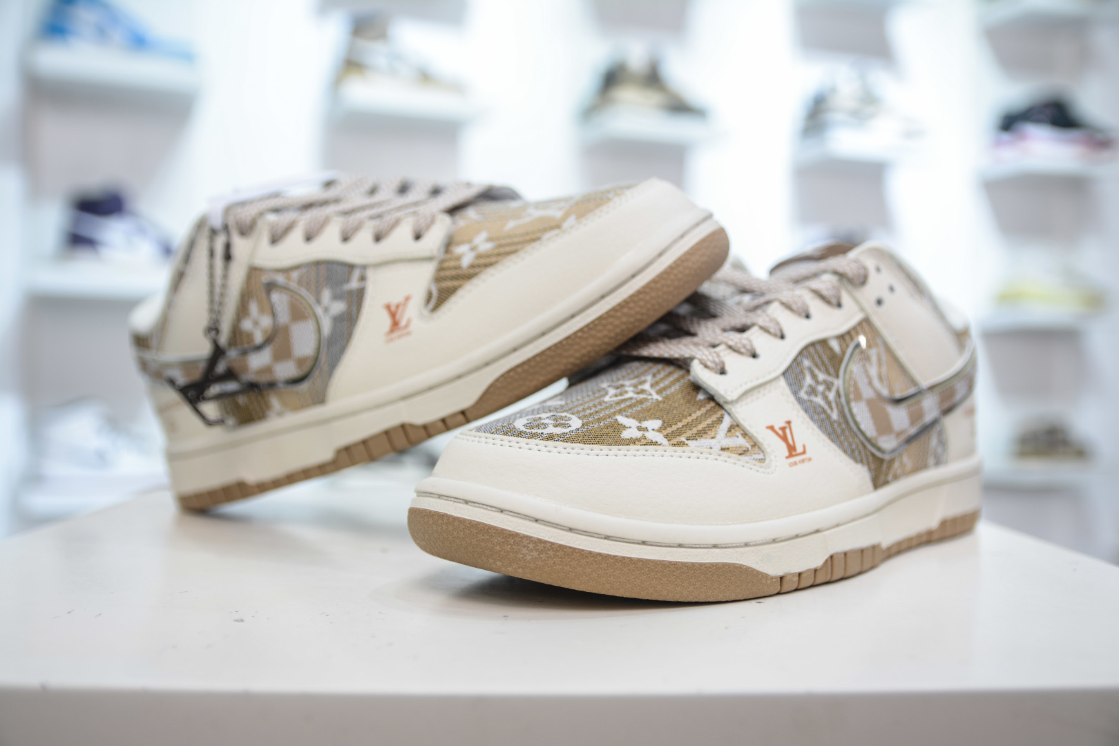 Nike SB Dunk Low x Louis Vuitton Collab Sneakers - Beige/Brown, All Sizes 5 cmp i1755536736191 2707 0 3