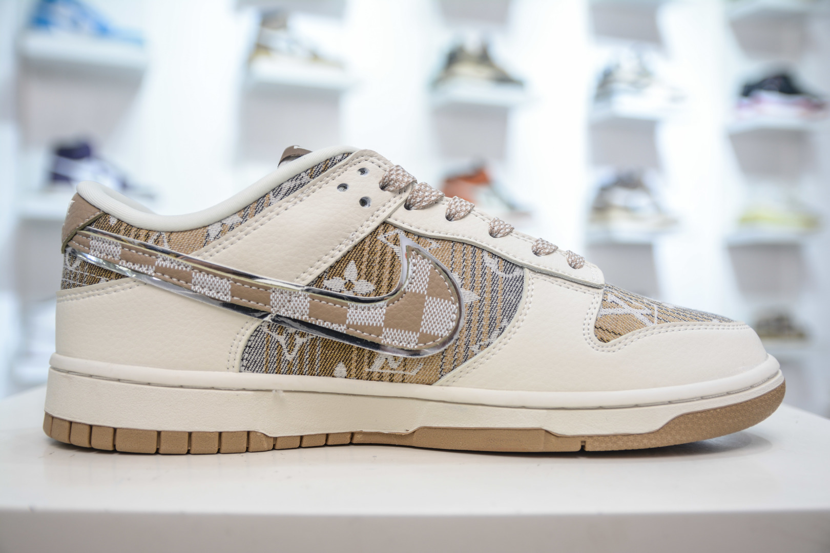 Nike SB Dunk Low x Louis Vuitton Collab Sneakers - Beige/Brown, All Sizes 4 cmp i1755536736245 4606 0 2