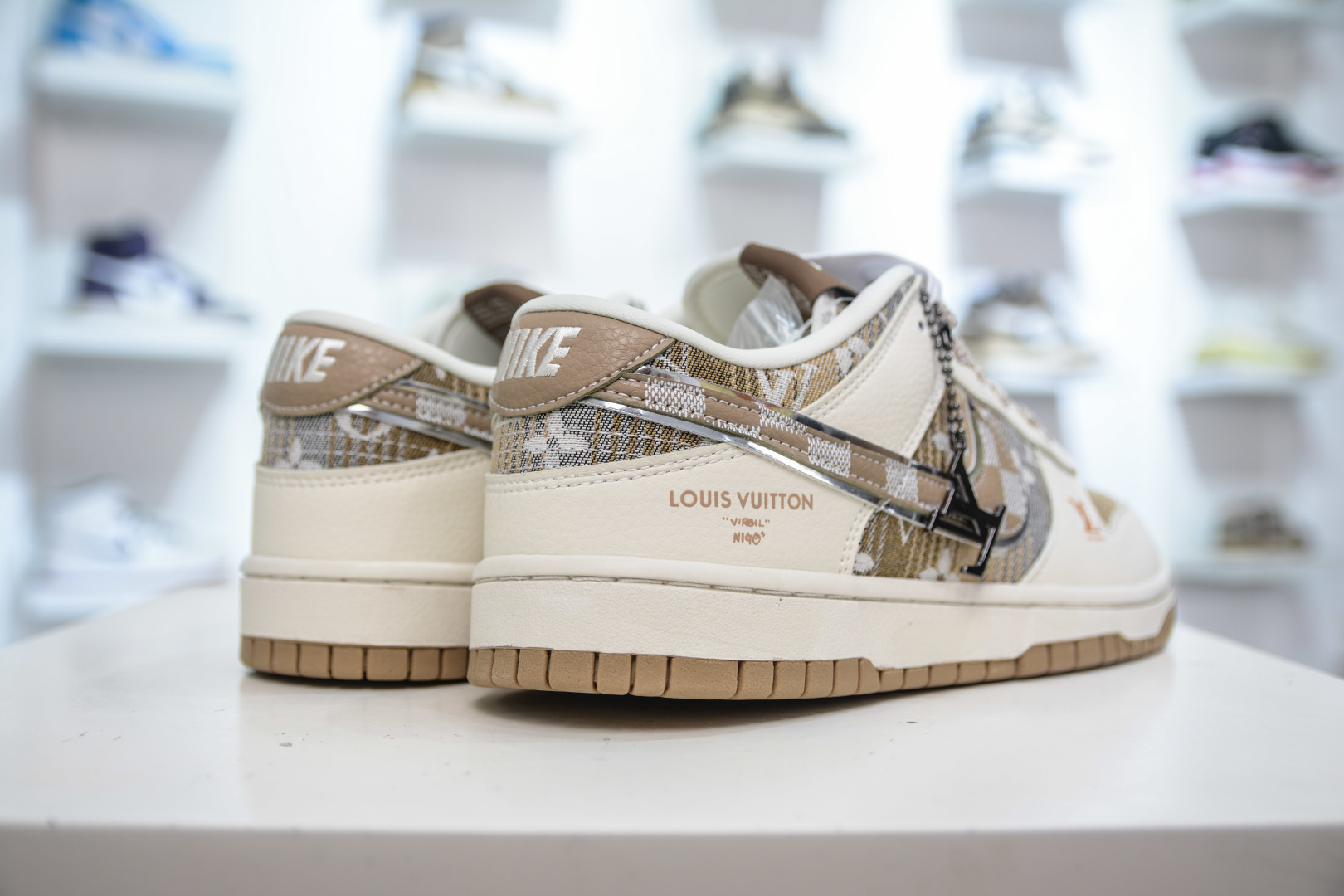 Nike SB Dunk Low x Louis Vuitton Collab Sneakers - Beige/Brown, All Sizes 7 cmp i1755536737196 47 0 5