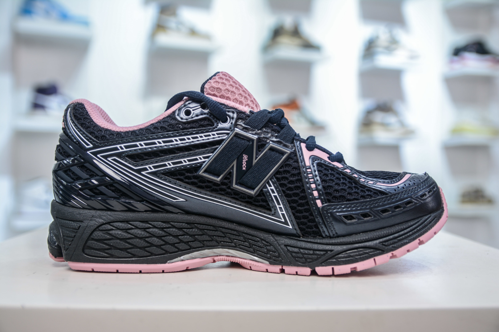 New Balance 1906RCU Black Pink Women's Running Shoes - Retro Style & Comfort 3 cmp i1755537151383 4733 0 2
