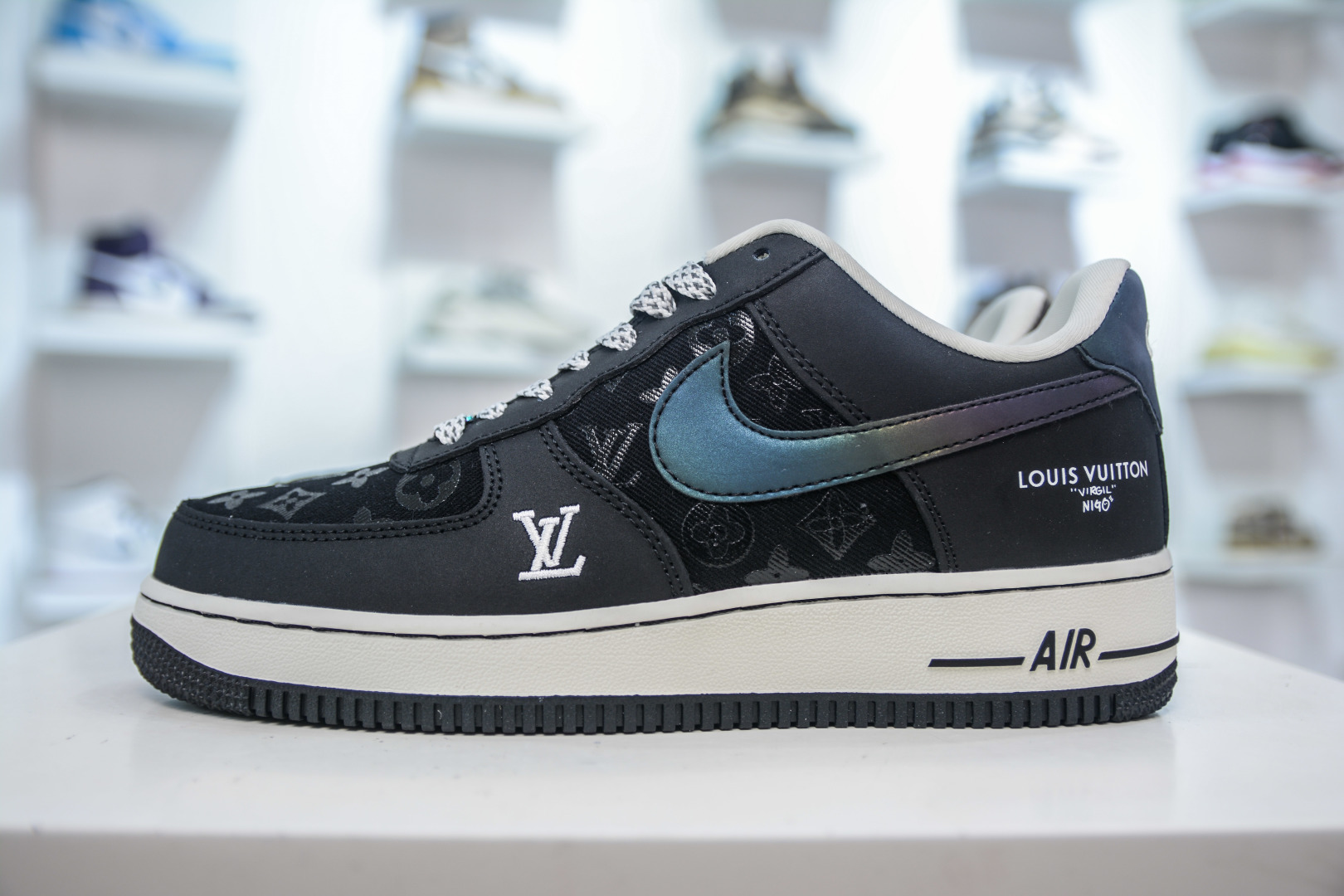 Nike Air Force 1 Low '07 x Louis Vuitton Collab Laser Gradient Sneakers 2 cmp i1755623701441 3497 0 0